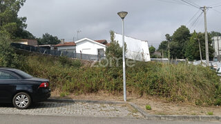 Terreno para venda em Santa Maria da Feira, Portugal — 57 000 €