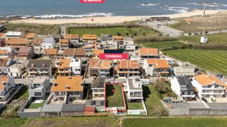 Terreno · 280 m² · 210 000 €