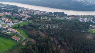 Land for sale in Penafiel, Portugal — €95,000