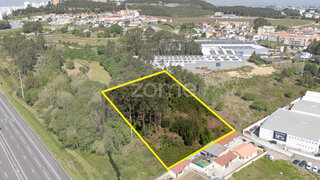 Terreno · 2800 m² · 115 000 €