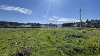 Terreno · 2100 m² · 90 000 €