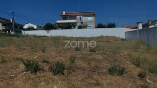 Land for sale in Chaves, Portugal — €150,000