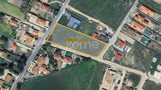 Land for sale in Salvaterra de Magos, Portugal