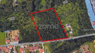 Land for sale in Santa Maria da Feira, Portugal — €292,500
