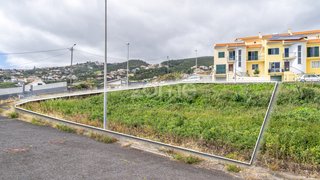 Terreno · 711 m² · 245 000 €