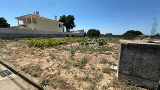 Land for sale in Sesimbra, Portugal — €130,000