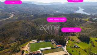 Terreno · 2100 m² · 155 000 €
