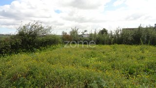 Terreno · 723 m² · 215 000 €