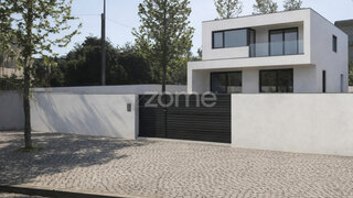 Terreno · 470 m² · 110 000 €