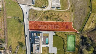 Land for sale in Paços de Ferreira, Portugal — €129,000
