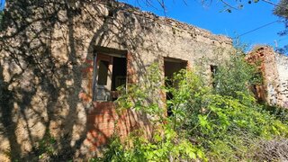 Land for sale in Loulé, Portugal — €115,000