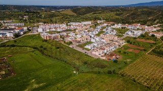Terreno para venda em Alcobaça, Portugal — 185 000 €