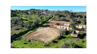 Land for sale in Loulé, Portugal — €230,000