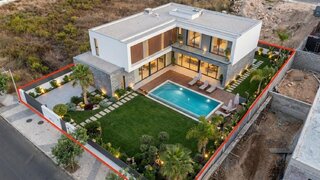 Land for sale in Albufeira, Portugal — €220,000