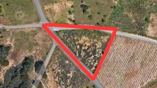 Terreno para venda em Lagoa, Portugal — 99 999 €