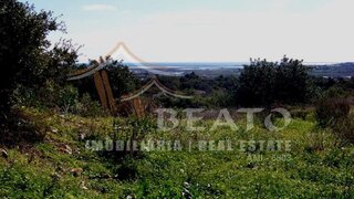 Land for sale in Portimão, Portugal — €100,000