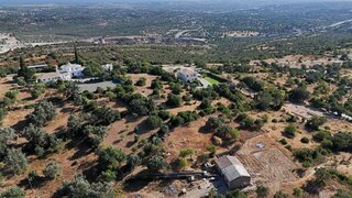 Land for sale in Guimarães, Portugal — €399,000