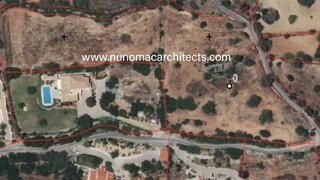 Terreno de 10 720 m² em Faro