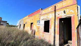 Terreno de 5430 m² em Faro