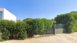 Terreno de 460 m² em Faro