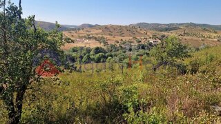 Terreno em Aljezur · 65 750 m² · 79 000 €