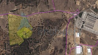 Land for sale in Silves, Portugal — €990,000