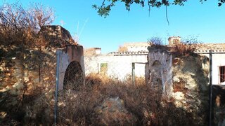 Land for sale in Loulé, Portugal — €245,000