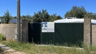 Terreno em Faro · 2560 m² · 94 000 €