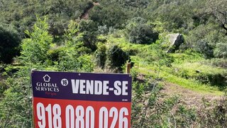 Land for sale in Monchique, Portugal — €34,500