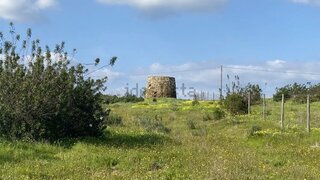 Terreno · 72 847 m² · 250 000 €
