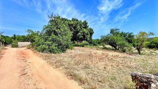 Land for sale in Loulé, Portugal — €65,000