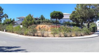 Land for sale in Loulé, Portugal — €2,775,000