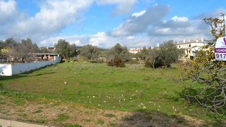 Land for sale in Loulé, Portugal — €999,999