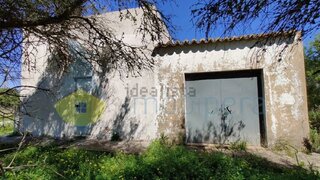 Land for sale in Silves, Portugal — €190,000