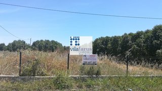 Terreno em Faro · 8100 m² · 250 000 €