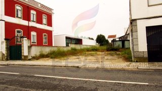 Land for sale in Alpiarça, Portugal — €105,000