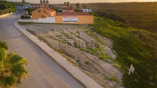 Land for sale in Óbidos, Portugal — €650,000