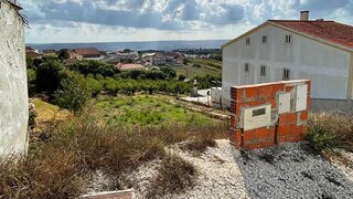 Land for sale in Óbidos, Portugal — €65,000