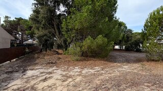 Land for sale in Benavente, Portugal — €115,000