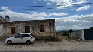 Land for sale in Cartaxo, Portugal — €99,000