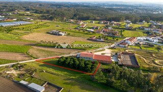 Terreno de 1050 m² em Leiria