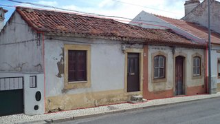 Land for sale in Entroncamento, Portugal — €100,000