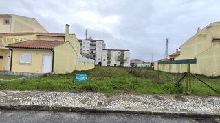 Land for sale in Marinha Grande, Portugal — €29,000
