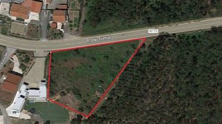 Terreno de 3085 m² em Leiria