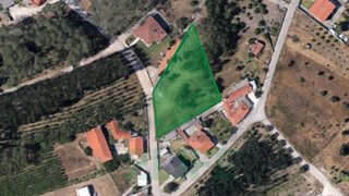 Terreno de 2564 m² em Leiria