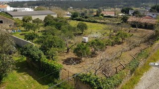 Terreno de 3743 m² em Leiria