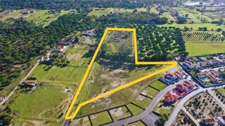 Land for sale in Alcanena, Portugal — €235,000