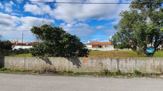 Land for sale in Marinha Grande, Portugal — €280,000