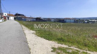 Terreno de 1377 m² em Leiria