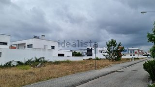 Land for sale in Marinha Grande, Portugal — €48,000